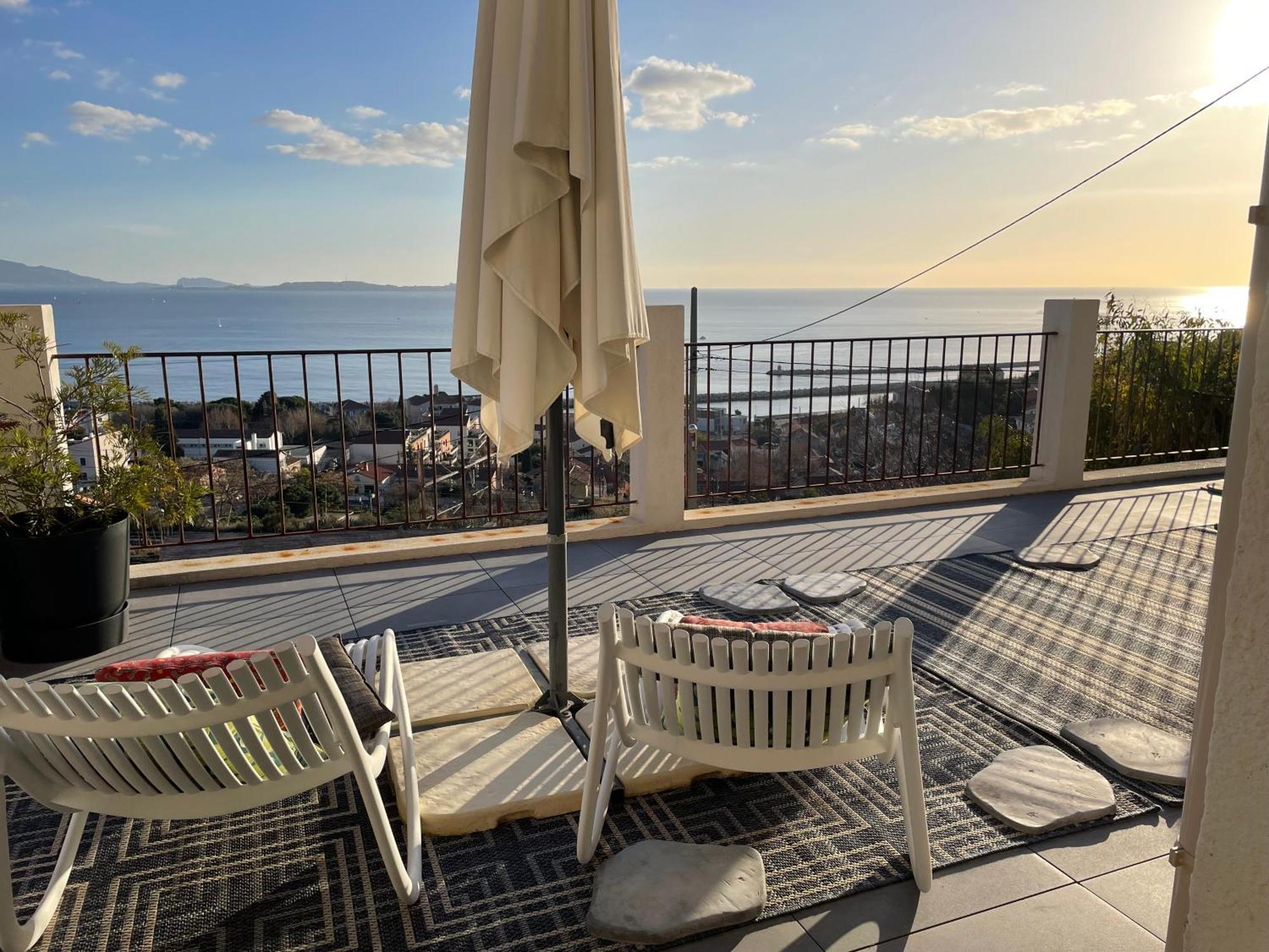 Appartement Superbe Terrasse Avec Vue Panoramique Sur La Marseille